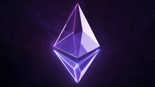 تجمعات أسعار Ethereum بينما تأخذ Bitcoin استراحة – هل تقود ETH التهمة؟
