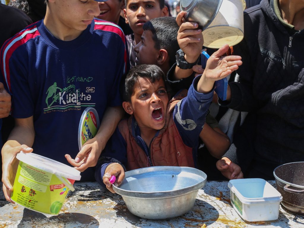 الأمم المتحدة: لم تُوزَّع أي مساعدات إنسانية بغزة حتى الآن