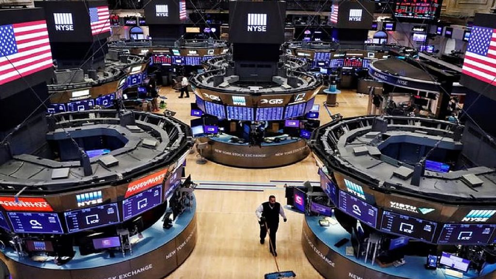 مؤشرات الأسهم الأمريكية تغلق تعاملات الأربعاء على انخفاض