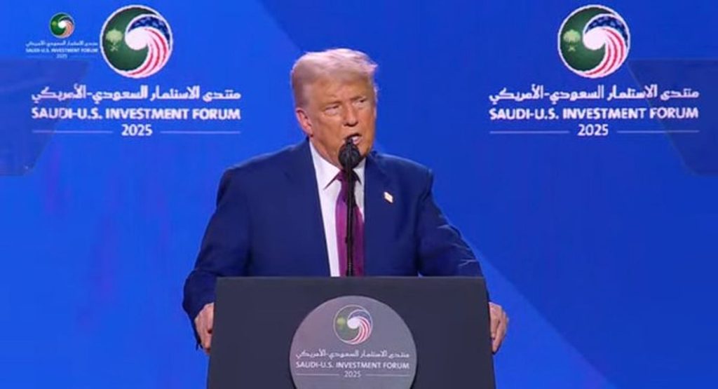 ترامب: كل ما أقوم به الآن هو من أجل الأمير محمد بن سلمان