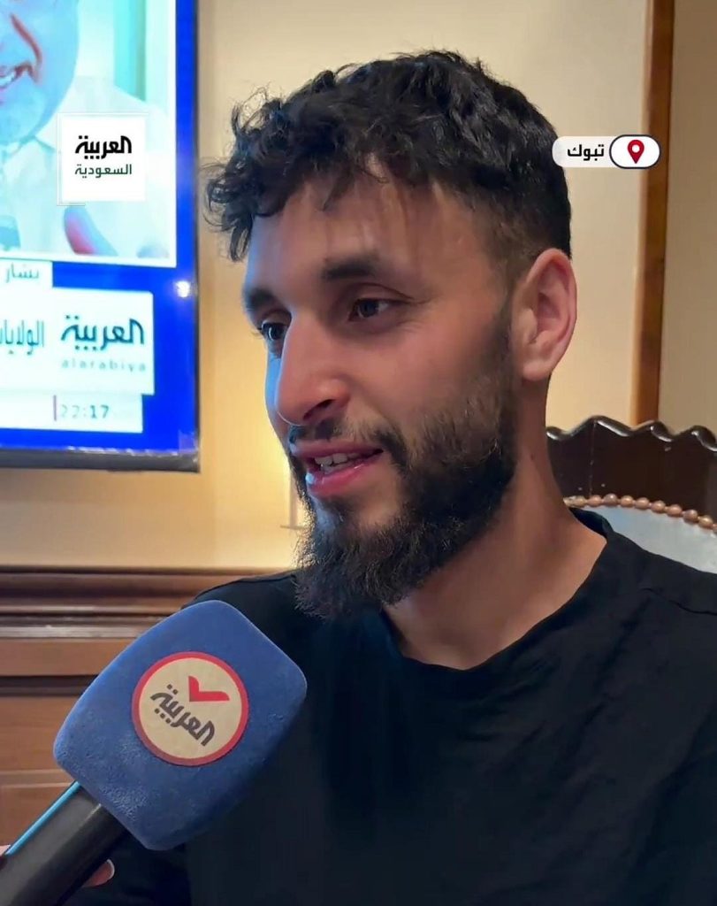 شاب بلجيكي قطع 5 آلاف كم على دراجته الهوائية لأداء مناسك الحج