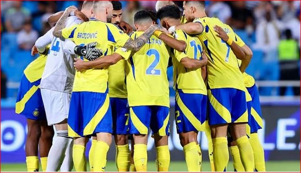 النصر يتخطى الخليج بثنائية في دوري روشن