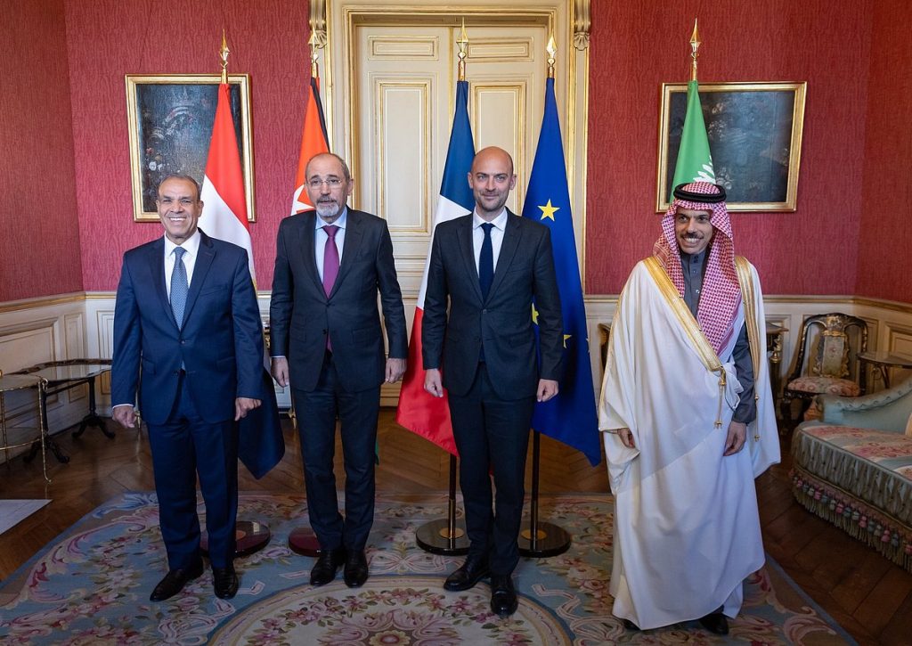 برئاسة «بن فرحان».. اللجنة الوزارية بشأن غزة تجتمع مع وزير الخارجية الفرنسي