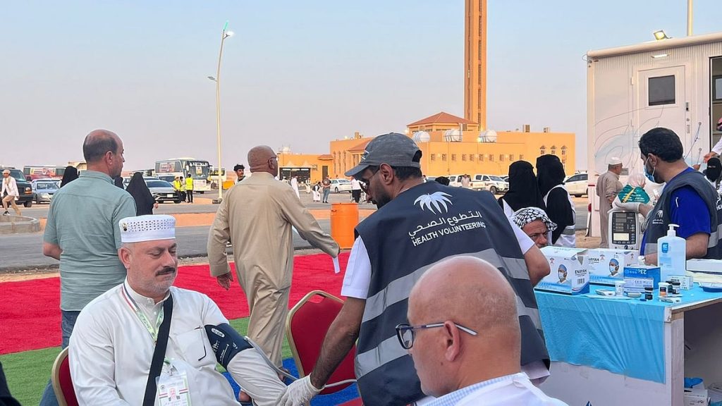 مدينة الحجاج بالجوف تقدم عيادات متنقلة لخدمة ضيوف الرحمن