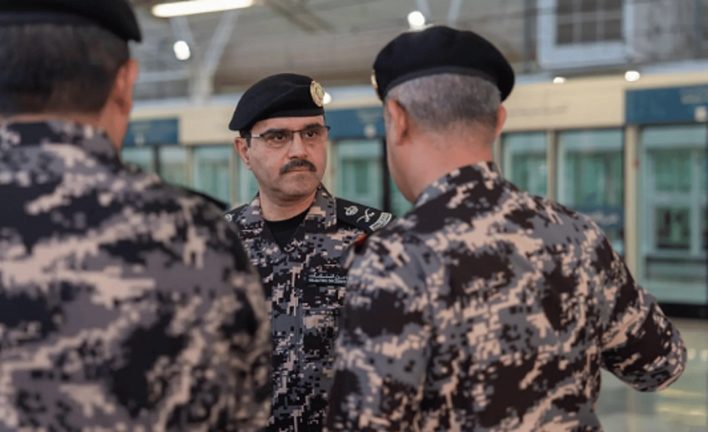 قائد قوات أمن المنشآت المكلف يتفقد ميدانيًّا أعمال القوات لخدمة ضيوف الرحمن