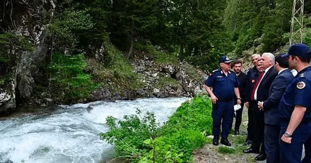 انتشال جثمان الطفل السعودي فيصل بعد غرقه في تركيا.. وسفارة المملكة تعزي أسرته