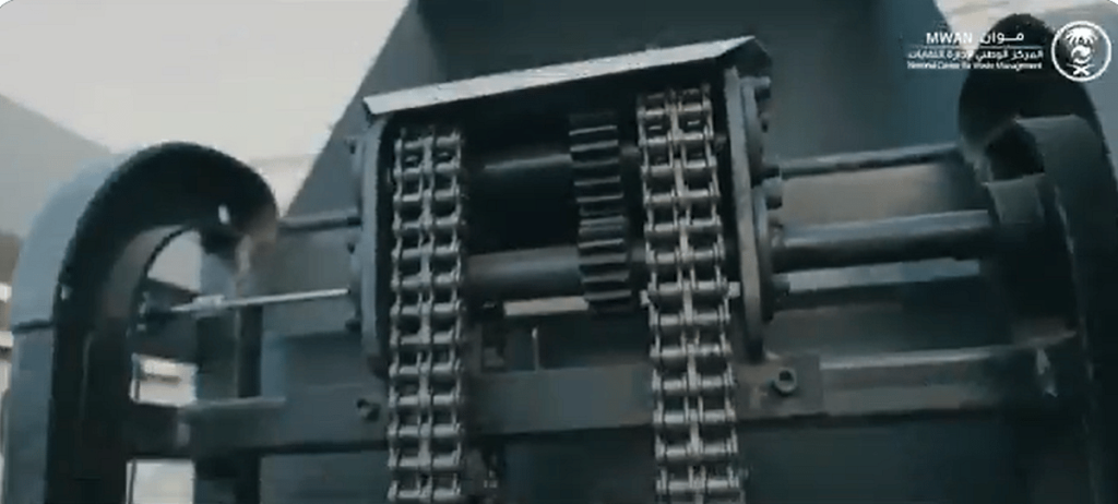 أجهزة لنزع السوائل من النفايات العضوية لأول مرة بالحج