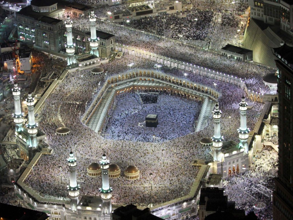 السعودية تقر عقوبات مالية ضد من يطلب إصدار تأشيرة لشخص يحج دون تصريح