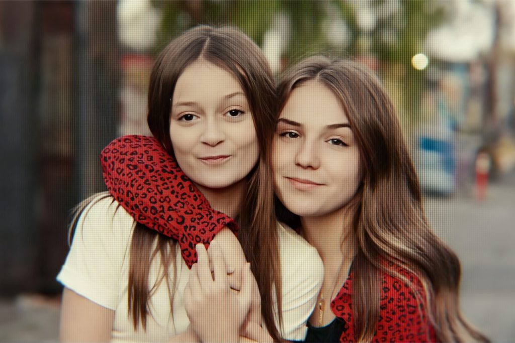 الشهرة على حساب البراءة.. مسلسل يكشف الثمن النفسي الذي يدفعه الأطفال المؤثرون