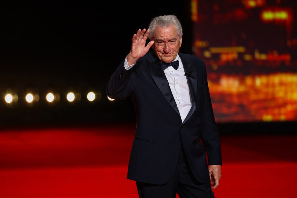 حين تصفق السينما للنجم.. “فرسان ألتو” تكريم لروبرت دي نيرو قبل أضواء “كان”