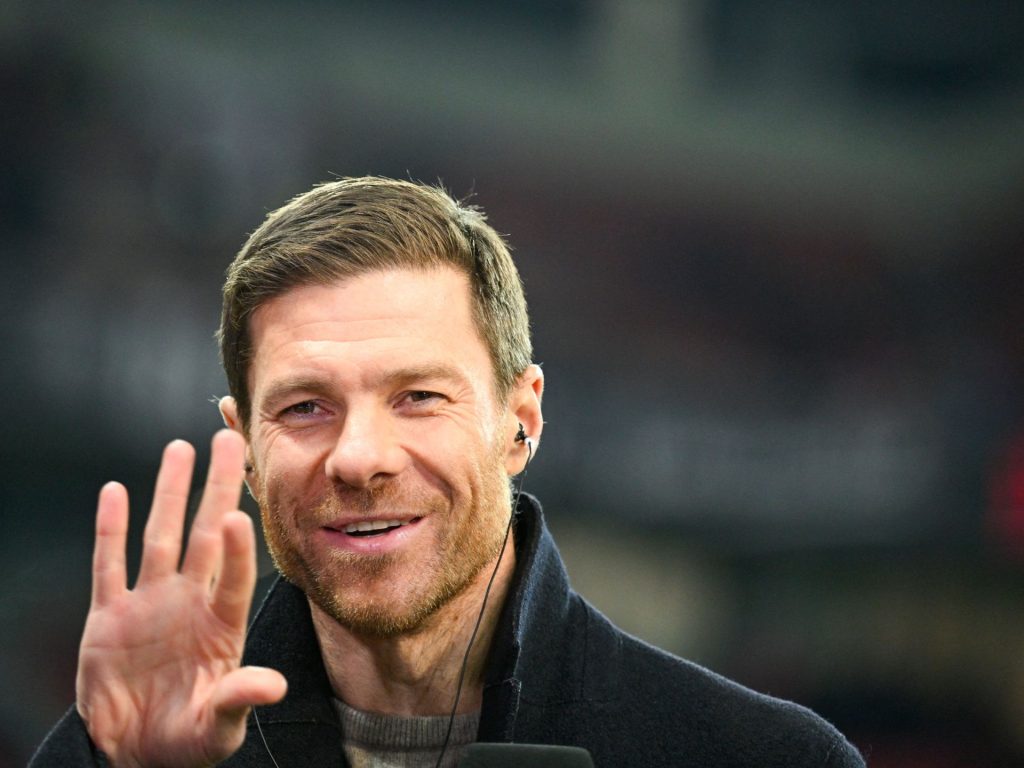 هل ينجح ألونسو في إعادة بناء ريال مدريد؟