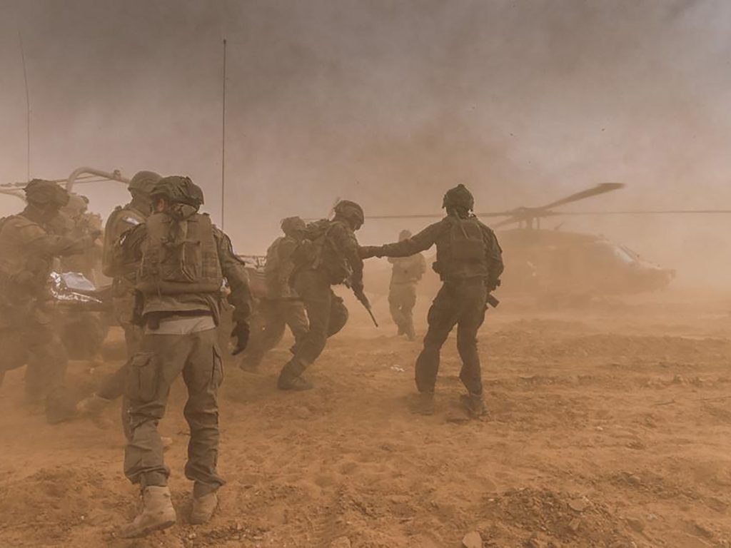 كمين مركب بخان يونس وإصابة قائد دبابة إسرائيلية شمال غزة