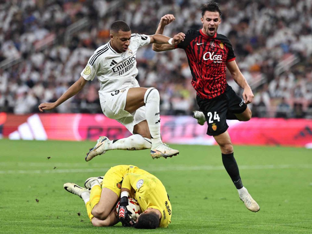 مباراة ريال مدريد ضد ريال مايوركا في الدوري الإسباني لكرة القدم