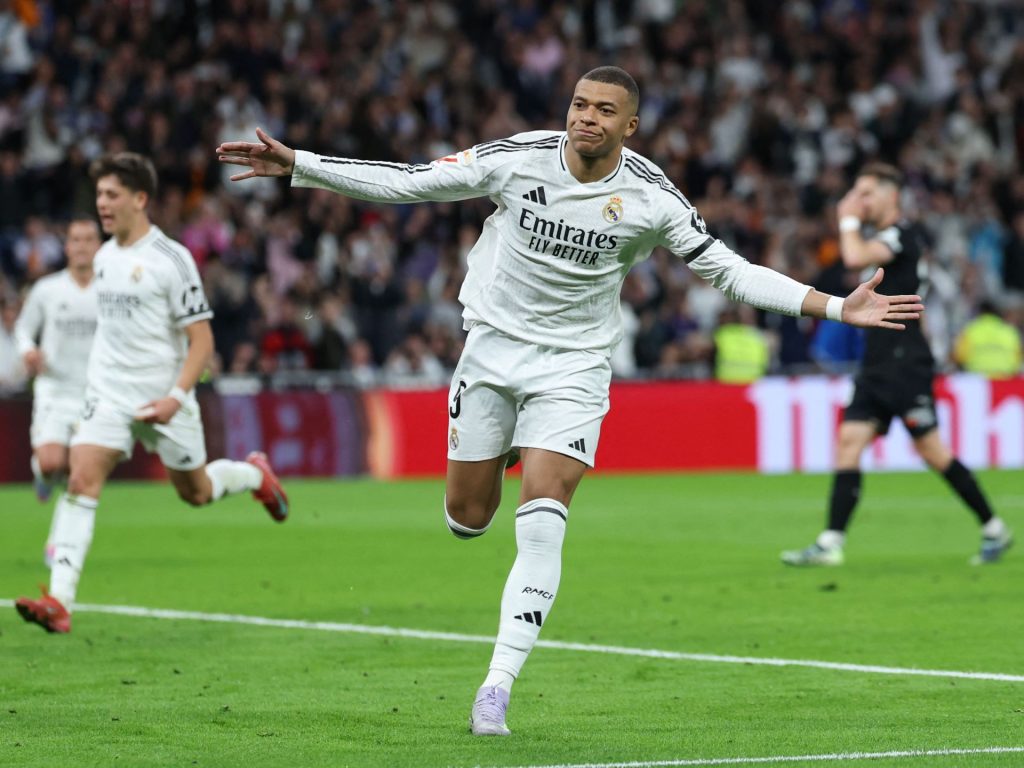 ماذا يحتاج مبابي للفوز بجائزة الحذاء الذهبي لأول مرة في مسيرته؟