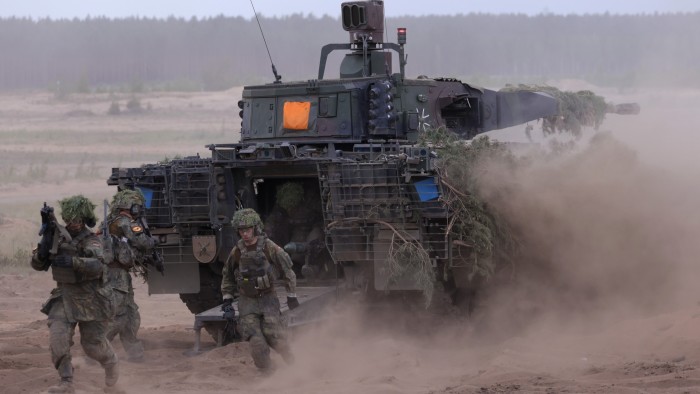 يوافق الاتحاد الأوروبي على إطلاق مخطط قروض بقيمة 150 مليار يورو