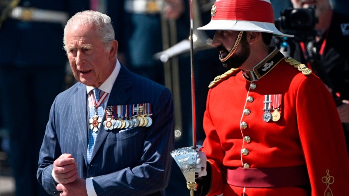 ملك المملكة المتحدة تشارلز ينحدر “حرية” كندا في عرض الدعم ضد دونالد ترامب