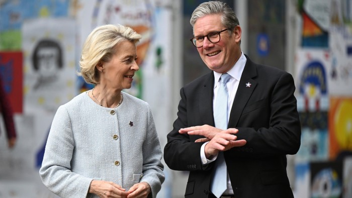 توافق المملكة المتحدة والاتحاد الأوروبي على إعادة تعيين ما بعد خروج بريطانيا من الاتحاد الأوروبي بعد “اختراق” في المحادثات