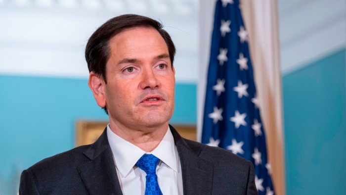 لنا لتقييد التأشيرات للمسؤولين الأجانب “متواطئة في الرقابة على الأميركيين”