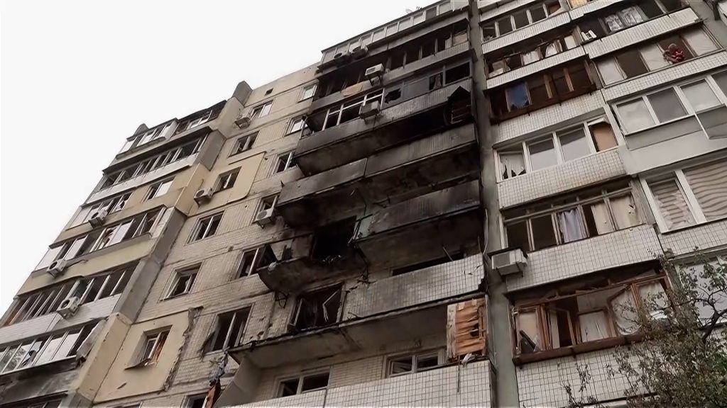 هجمات روسية كثيفة بالمسيرات والصواريخ على كييف