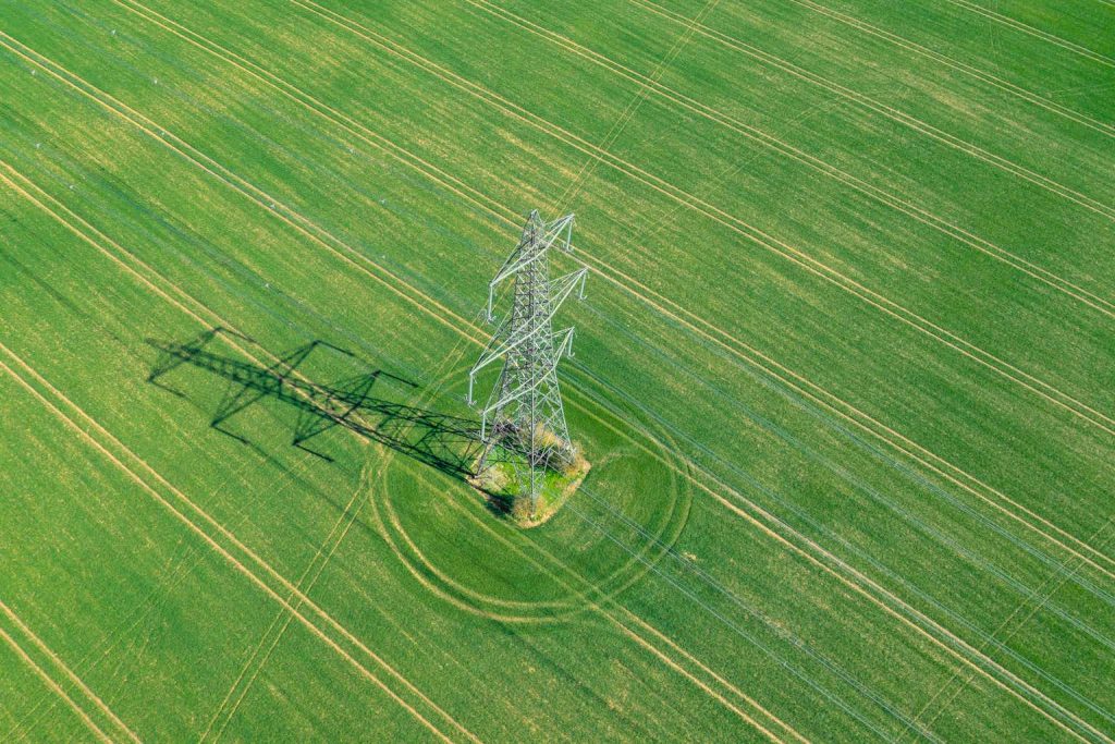 لا يغري تقييم الشركة الجنوبية الآن ، ويقترب الأسهم من مستوى المقاومة الرئيسية (NYSE: SO)