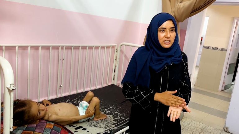 أسماء العرجا والطفلة ميار