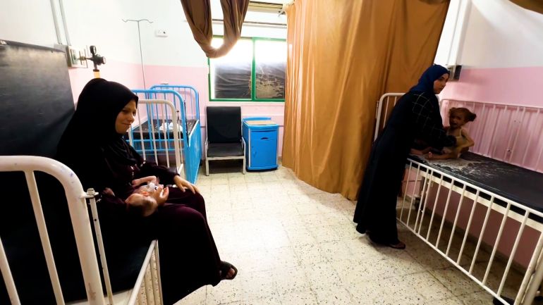 أسماء العرجا والطفلة ميار