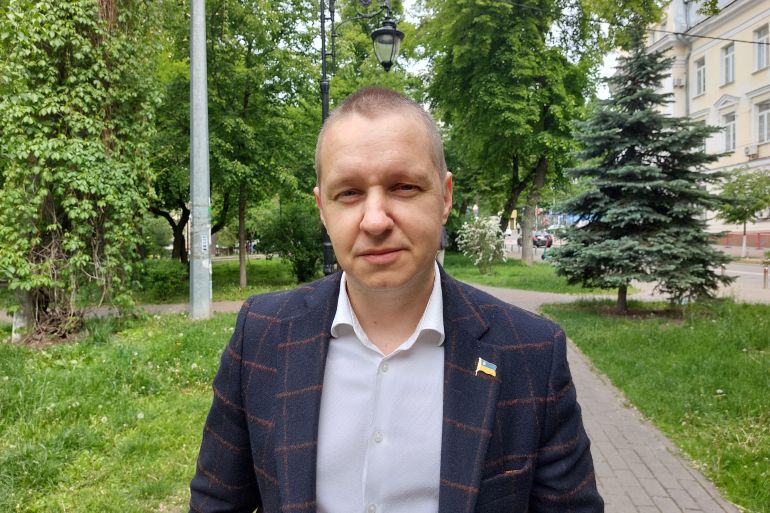 فولوديمير شومكوف، المحلل السياسي والدبلوماسي السابق