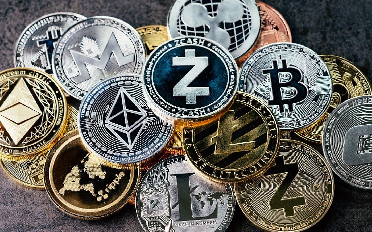 بعد تصريحات جيروم باول هذا الأسبوع ، هل تغرق أحلام موسم Altcoin؟ يشرح المحلل