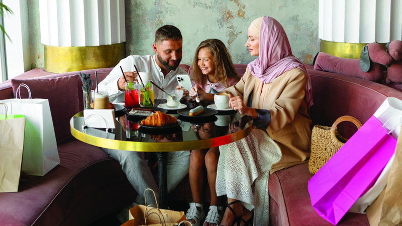 مختصون يحددون «وصفات صحية» للتعامل مع «طقوس العيد»