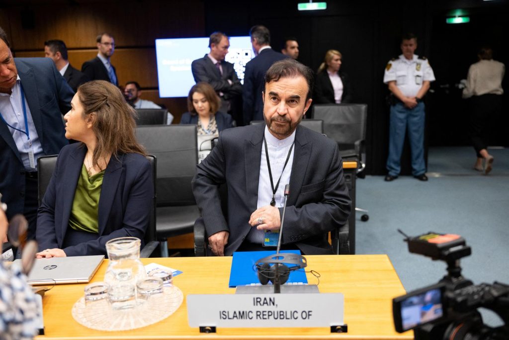 لا توجد زيادة في النشاط الإشعاعي ، ولكن “التلوث الإشعاعي والكيميائي” داخل الموقع النووي Natanz