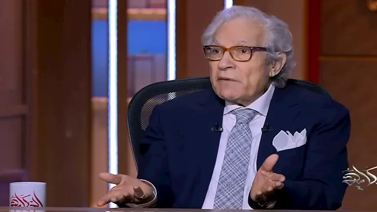 فاروق حسني: لم أندم على قرار العزوبية.. كنت هحتاس بالعيال