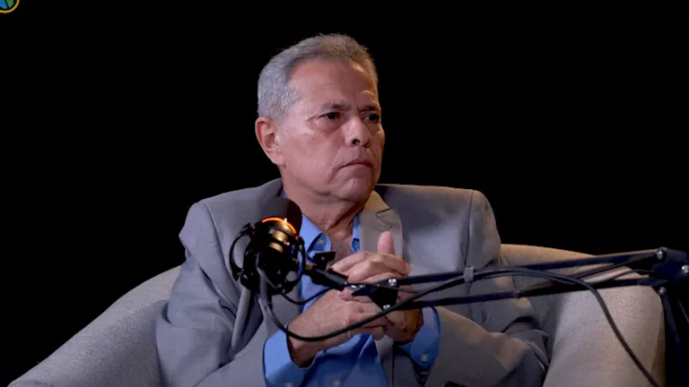 توفيق عكاشة: مظاهرات إيران “مدروسة”.. ومن يدير فلسفة النظام “جاهل”