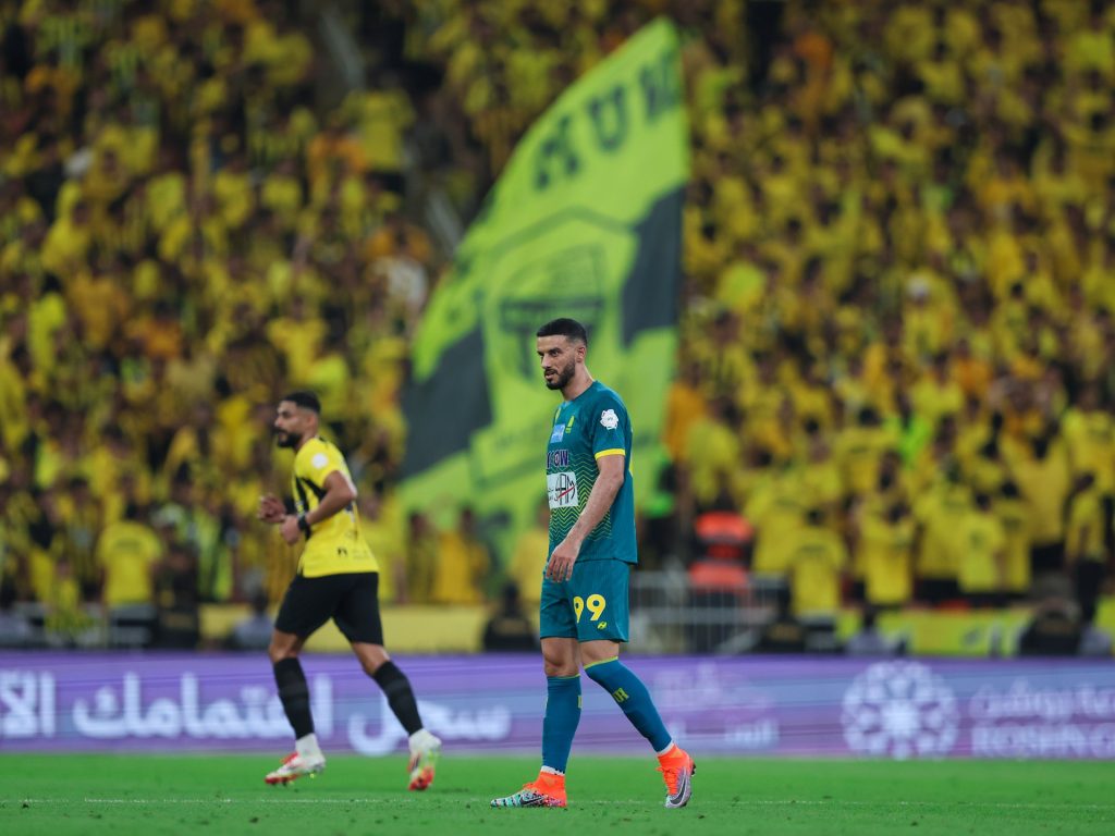 الوداد المغربي يتعاقد مع السوري عمر السومة