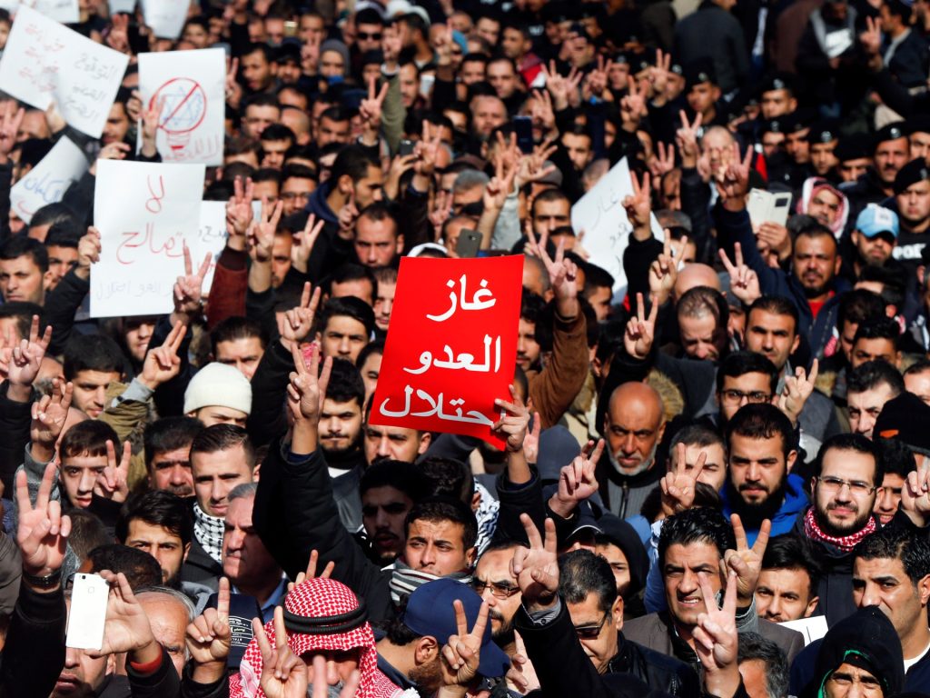 مخاوف من أزمة كهرباء بالأردن بعد توقف حقل لفيتان الإسرائيلي