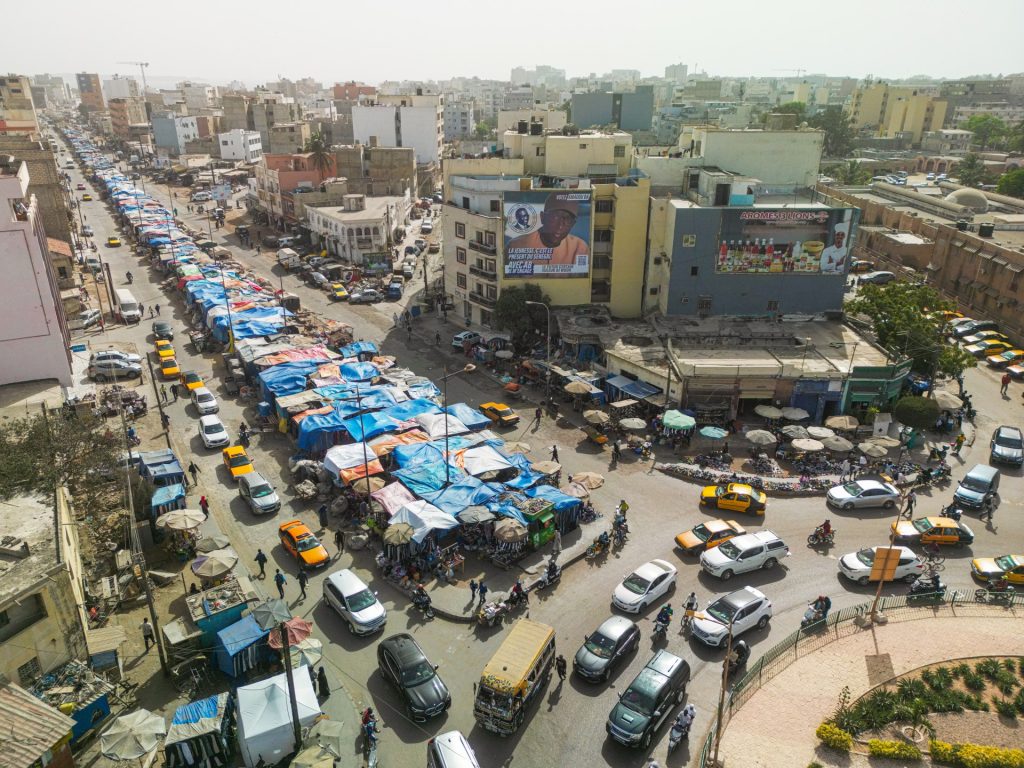 ميزانية السنغال المعدلة تقرّ ارتفاعا في العجز المالي