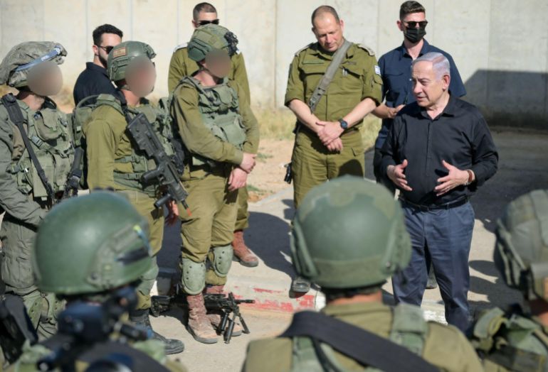 صور 6+7 نتنياهو يتفقد الوحدات البرية بالجيش الإسرائيلي مع إعلان رئيس الأركان زامير توسيع العملية البرية في قطاع غزة. من تصوير مكتب الصحافة الحكومي الإسرائيلي، عممها للاستعمال الحر لوسائل الإعلام)