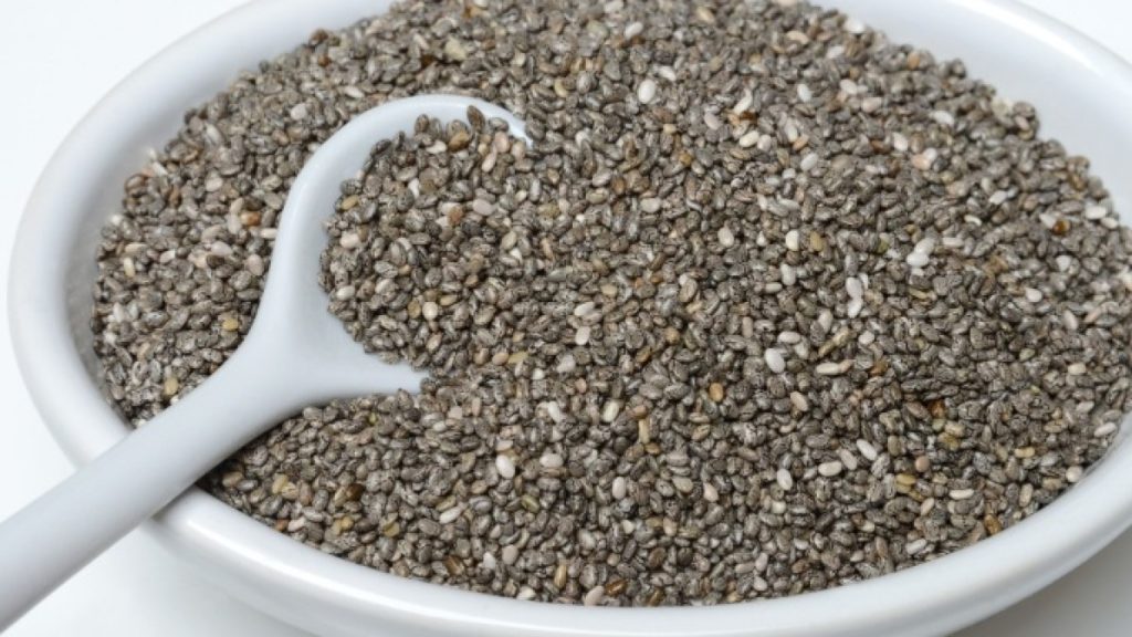 ما الكمية اليومية المثلى من بذور الشيا للمساعدة في خسارة الوزن؟