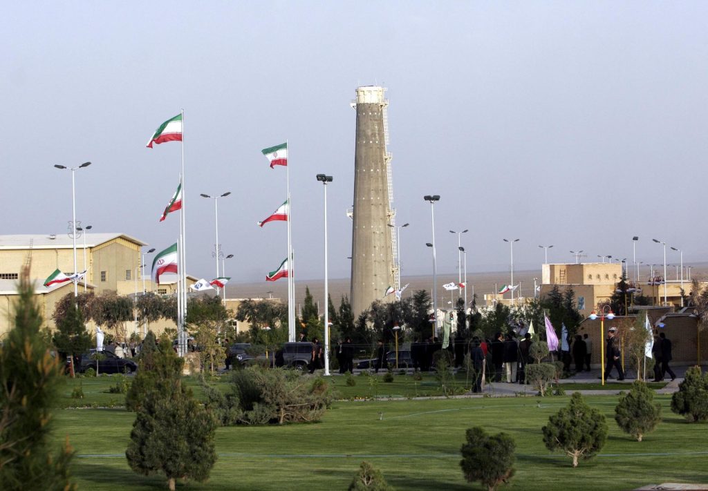 إيران: اتفقنا على مواصلة المفاوضات مع الترويكا الأوروبية