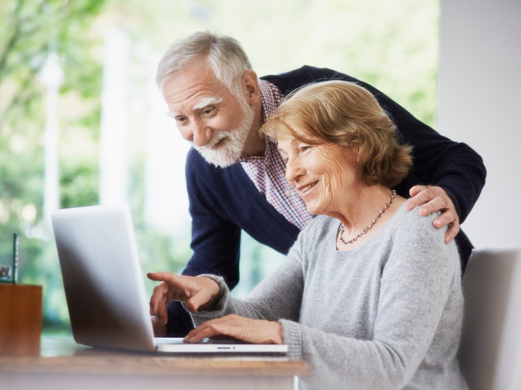 مزيج من الأدوية قد يجعل كبار السن أكثر صحة