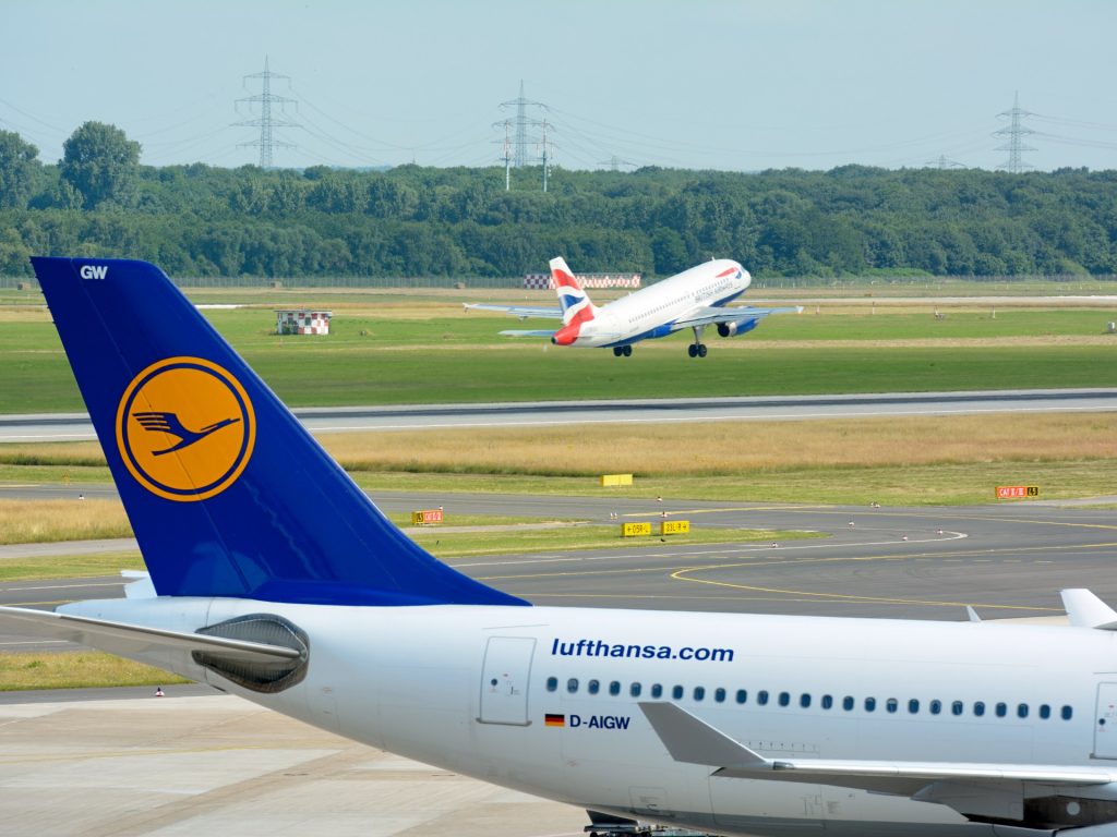 أوروبا تتجه إلى تقليص التعويضات للمسافرين في حال تأخر الرحلات الجوية