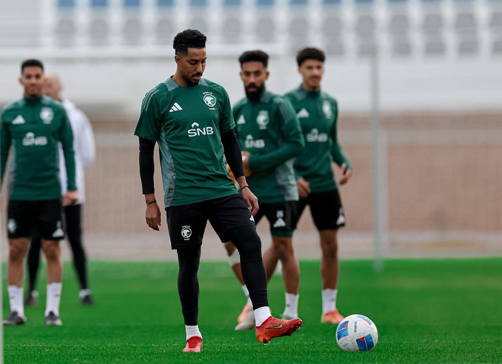 المنتخب السعودي يواصل استعداده للبحرين بحصة استرجاعية