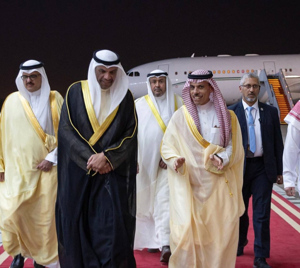 وزير الخارجية يصل الكويت للمشاركة في الاجتماع الوزاري الخليجي في دورته الـ 164
