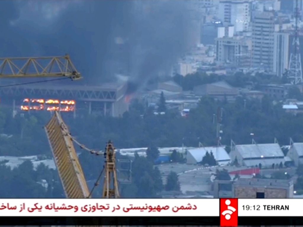 المركز القطري للصحافة يدين قصف مبنى الإذاعة والتلفزيون بطهران