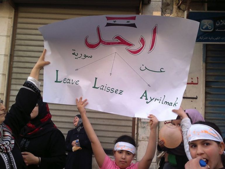 إذا ما توقف الحاكم عن الإصغاء، وعن تقديم رواية منطقية ومقنعة لقراراته، فإن تمثيله يصبح شكليا فقط، وتبدأ شرعيته بالتآكل