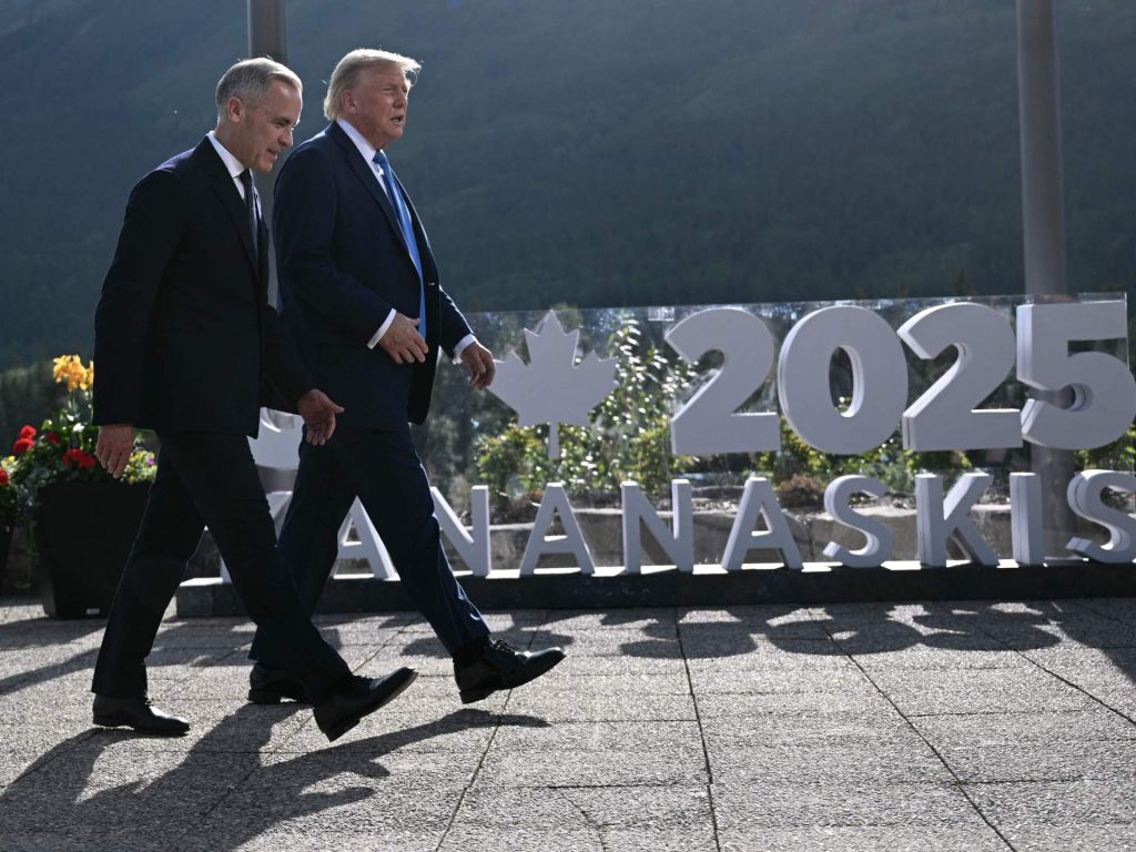 ترامب يعلنها صراحة: “كندا ستدفع الثمن” ويعلق المفاوضات التجارية بالكامل