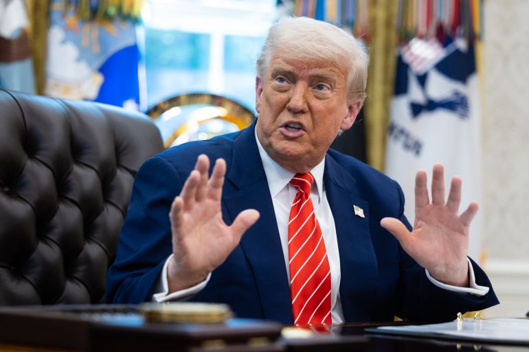 epa12146150 US President Donald Trump holds during a press conference in the Oval Office at the White House in Washington, DC, USA, 30 May 2025. EPA-EFE/FRANCIS CHUNG / POOL