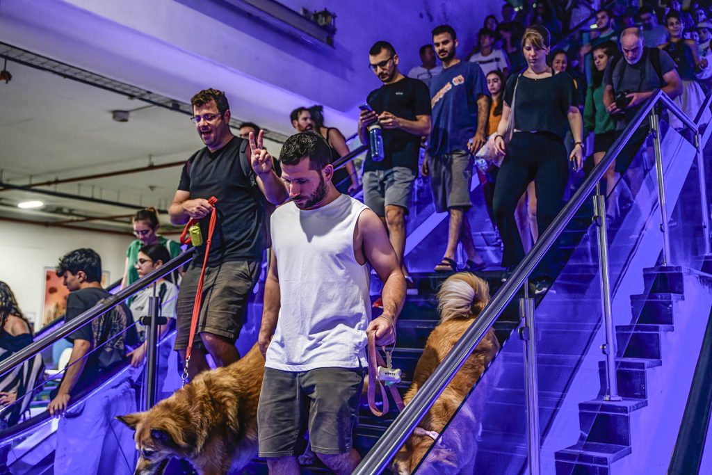 إسرائيل تخطط لنشر عشرات الملاجئ المحصنة بتل أبيب مع تصاعد هجمات إيران