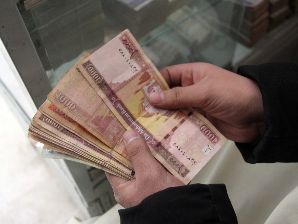 محادثات أفغانية مع روسيا والصين لاستخدام العملات الوطنية
