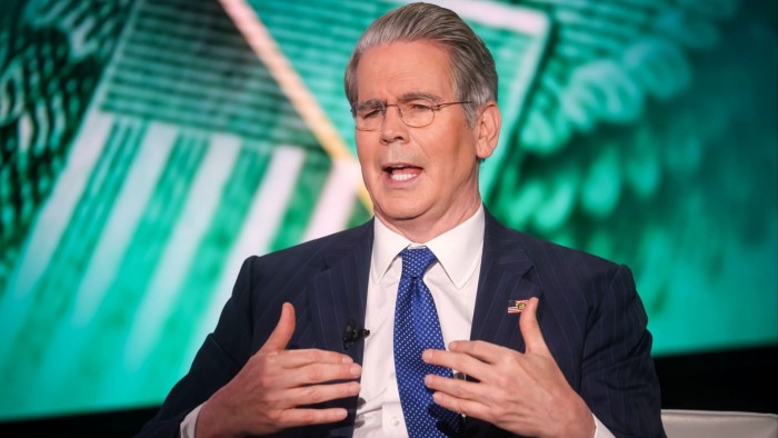 يصر وزير الخزانة سكوت بيسينت على أنه “لا تتخلف أبدًا” على ديونها