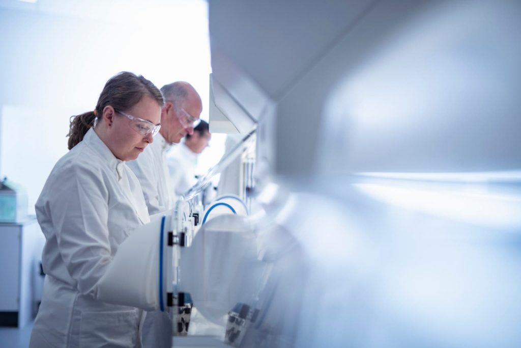 Gilead Sciences: شراء قوي على زخم خط الأنابيب وانضباط التكلفة (NASDAQ: GILD)